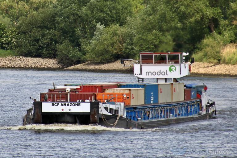 ship photo