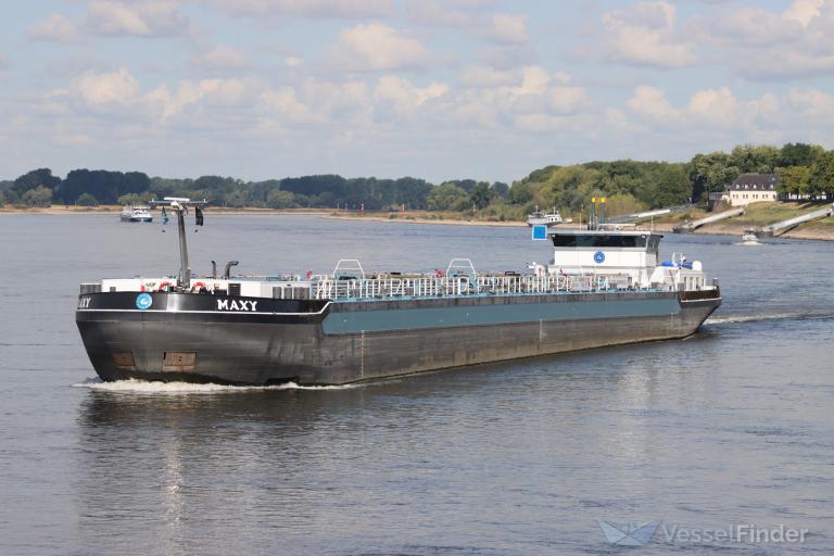 ship photo