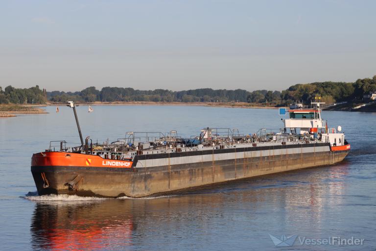 ship photo