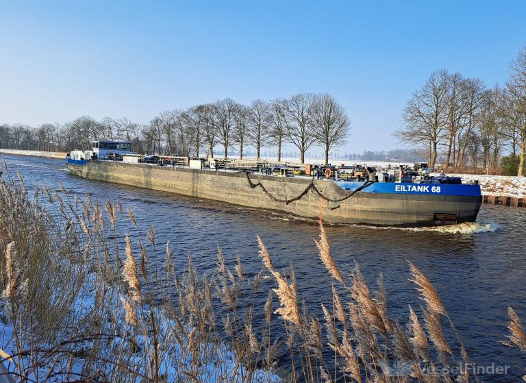 EILTANK 68 photo