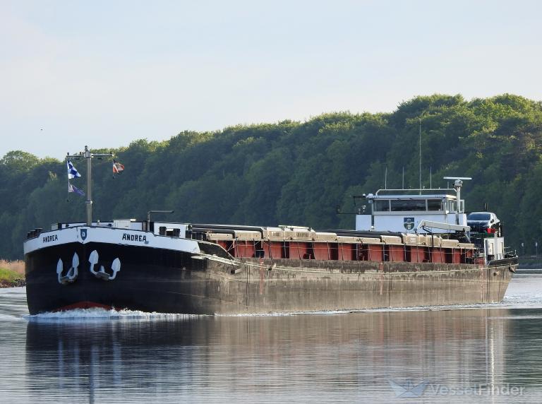 ship photo