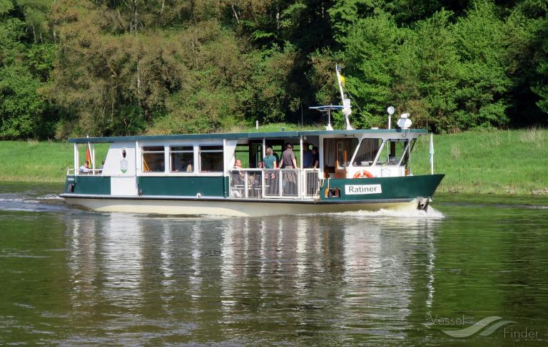 RATINER, Passenger ship - Details and current position - MMSI 211517340 ...