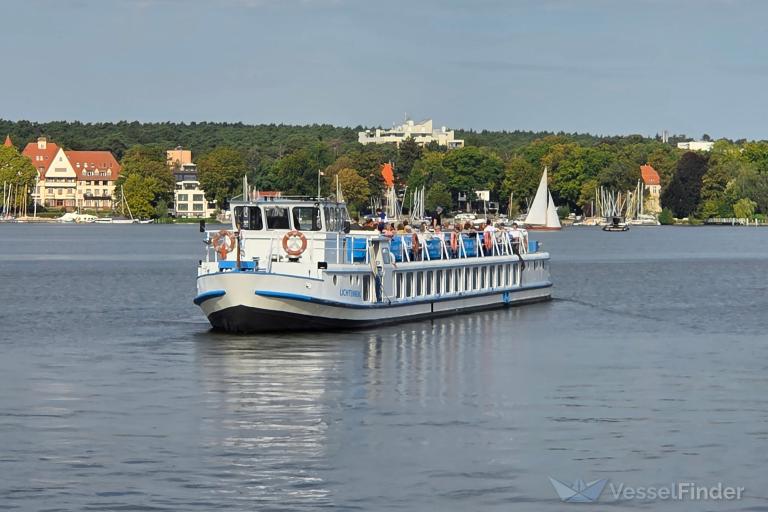 ship photo