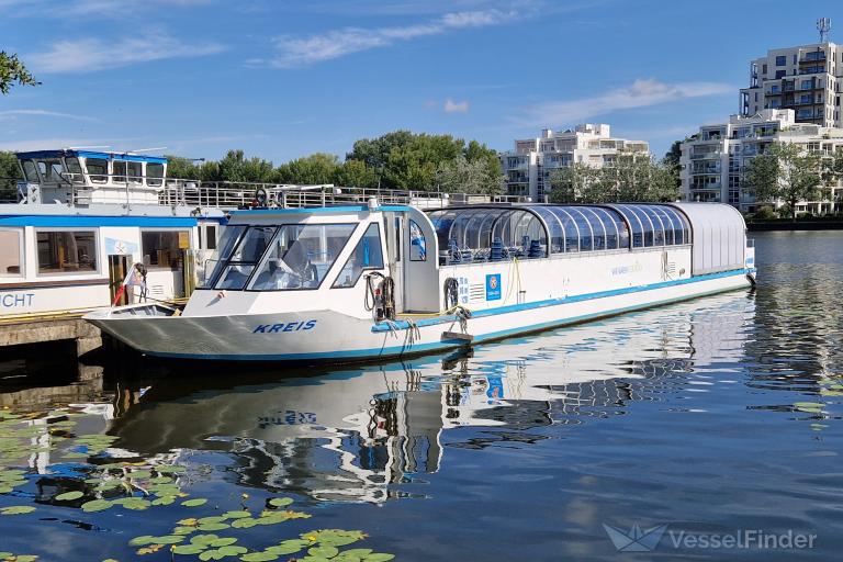 ship photo
