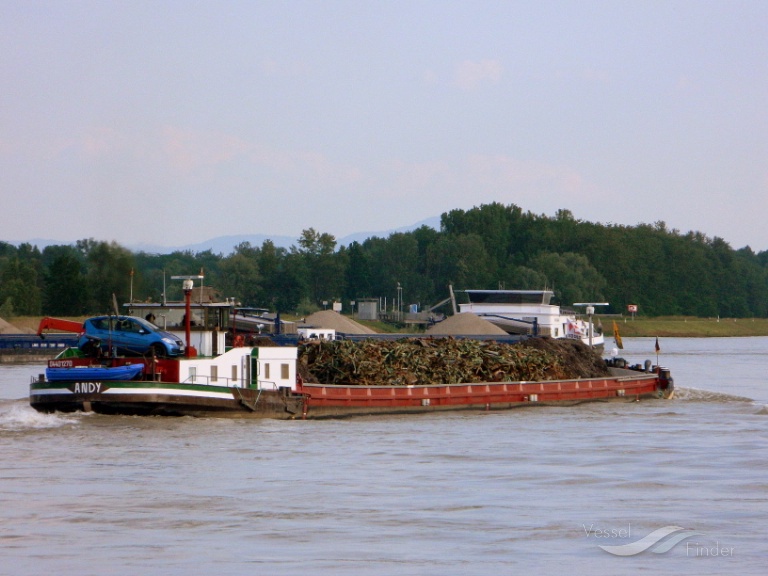 ship photo