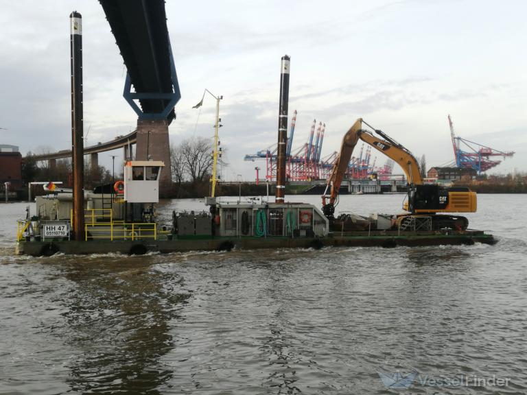 ship photo