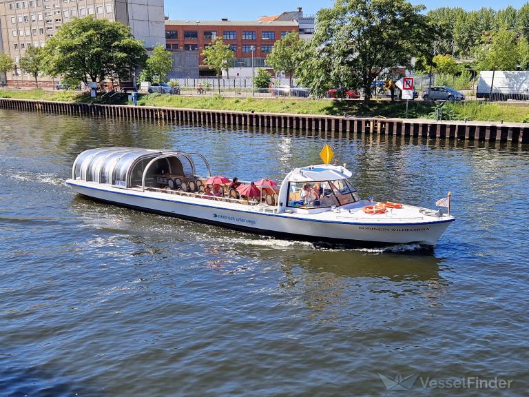 ship photo