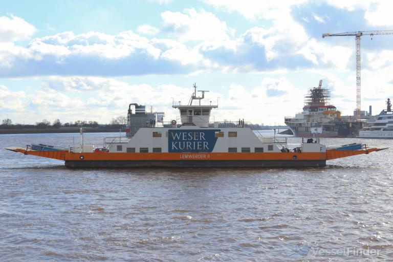 ship photo