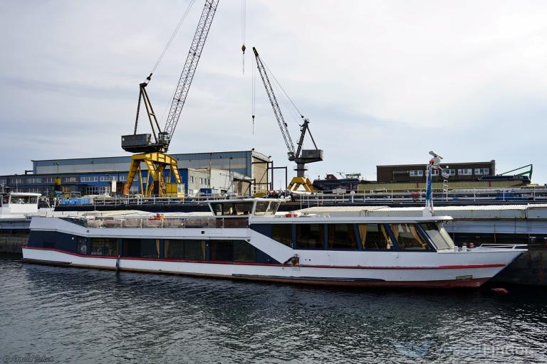 SCHLOSS ENGERS photo