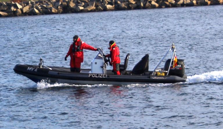 MV4, Law enforcment - Details and current position - MMSI 211627120 ...