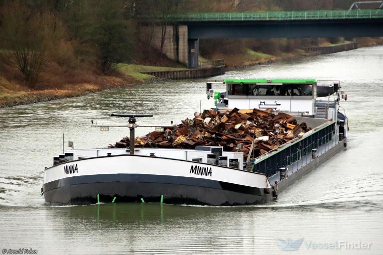 ship photo