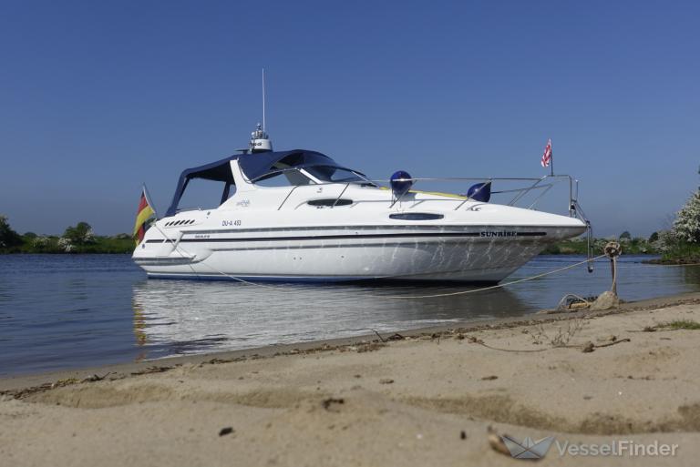 sunrise-pleasure-craft-details-and-current-position-mmsi-211676510