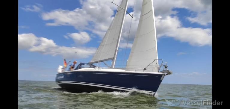 second-life-sailing-vessel-details-and-current-position-mmsi