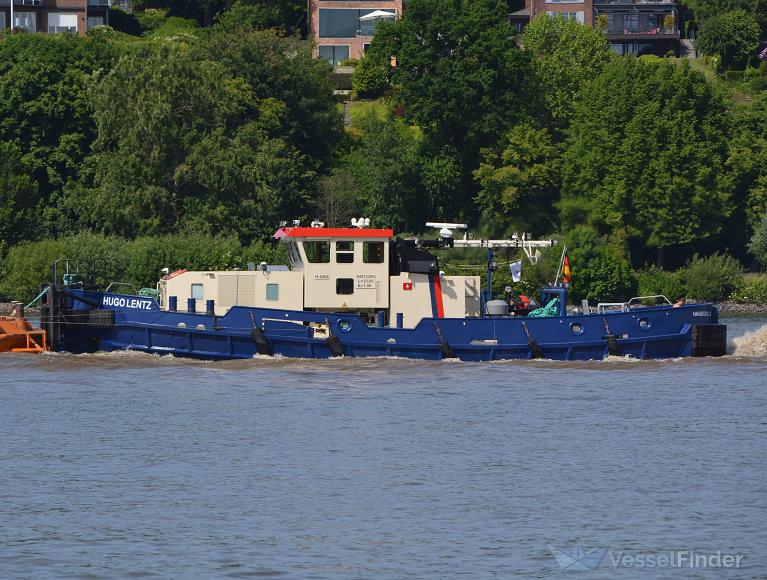 ship photo