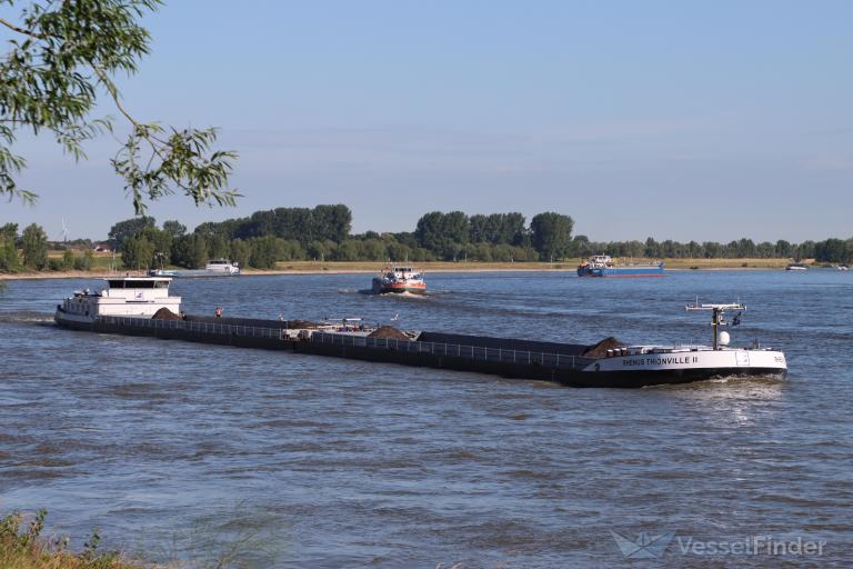 RHENUS THIONVILLE12, Cargo ship - Details and current position - MMSI ...
