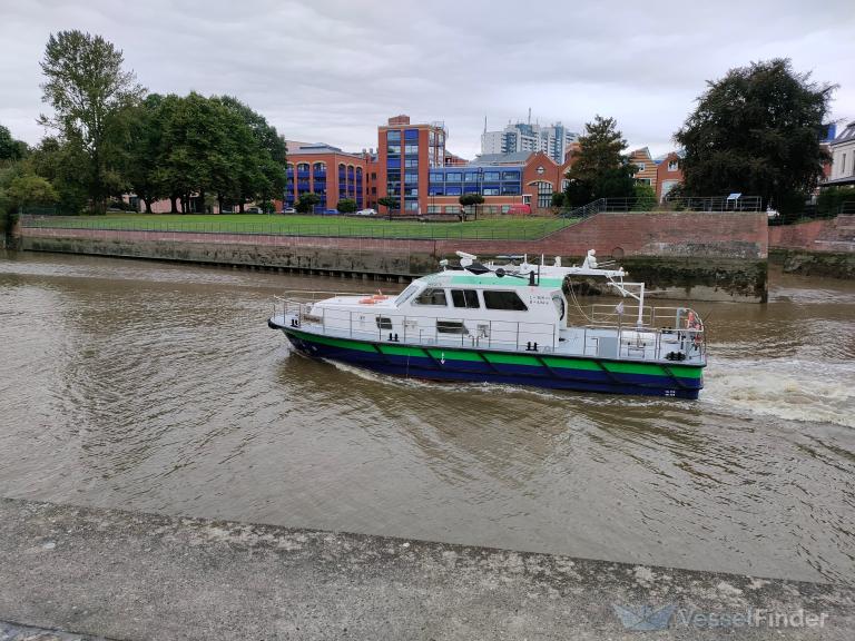 ship photo