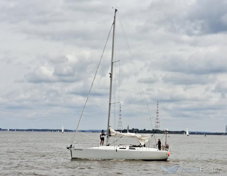ELBE EXPRESS photo