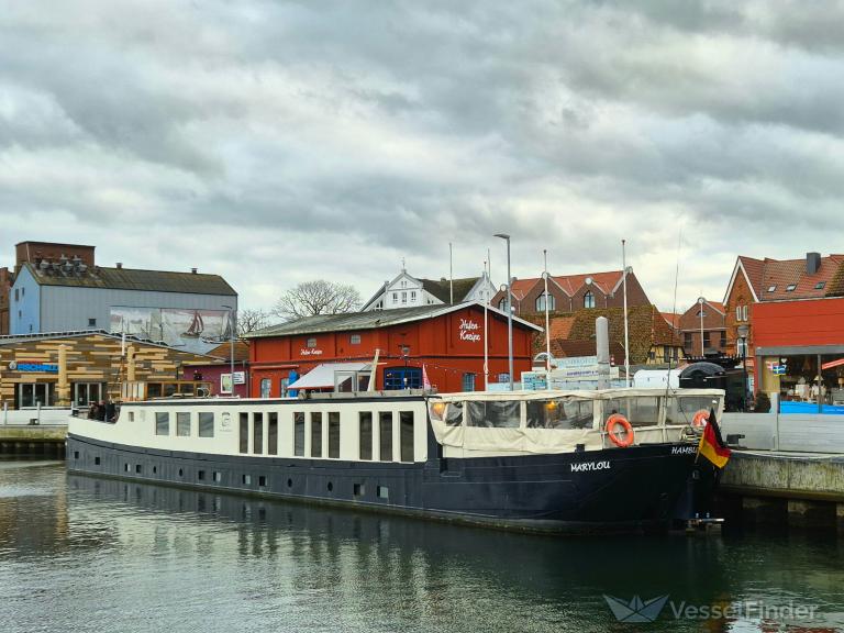 ship photo