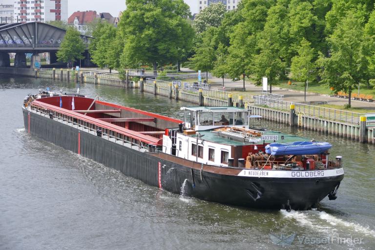ship photo