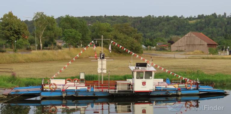 ship photo