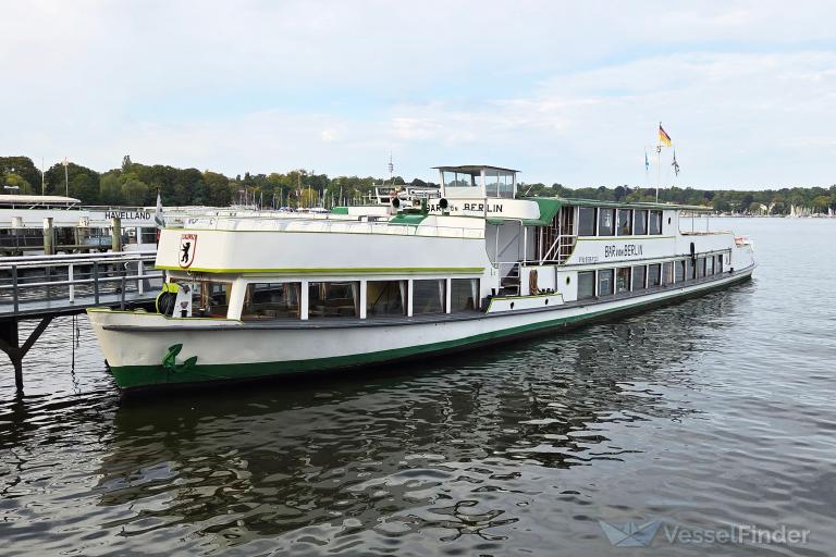 BAER VON BERLIN photo