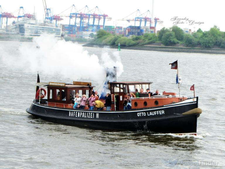 ship photo