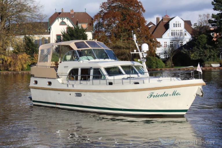 FRIEDA MO. photo