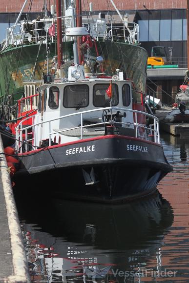 ship photo