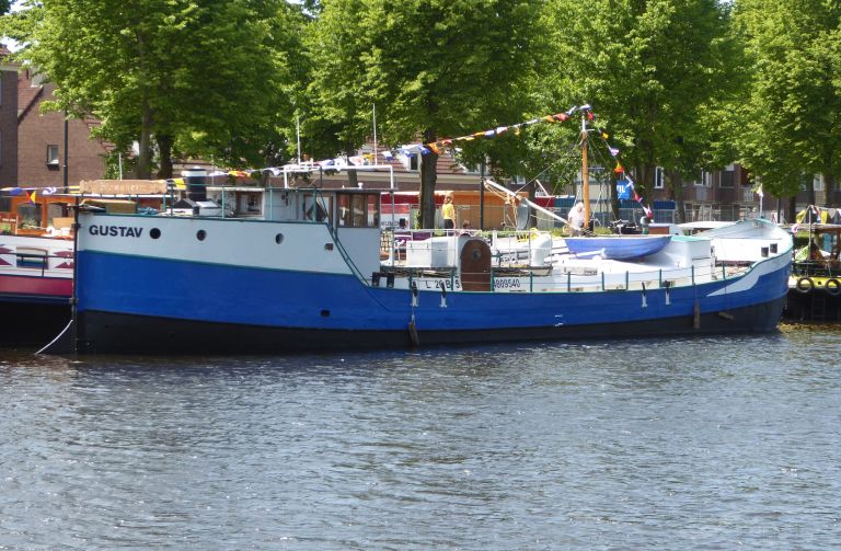 ship photo