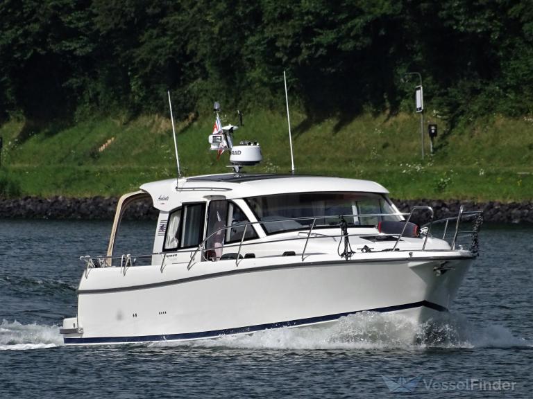 ship photo