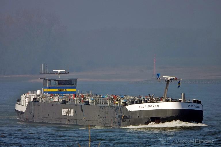 SLOT DOVER photo