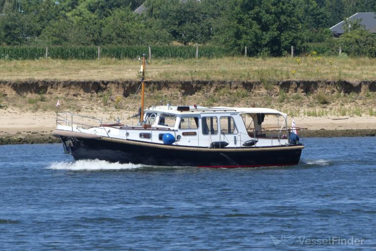 ship photo
