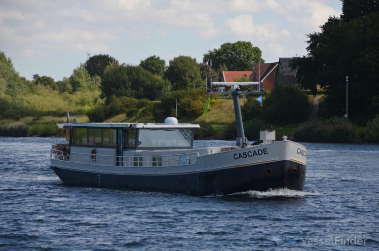 ship photo