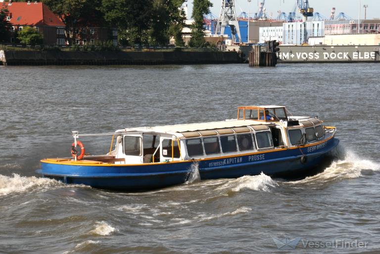 ship photo