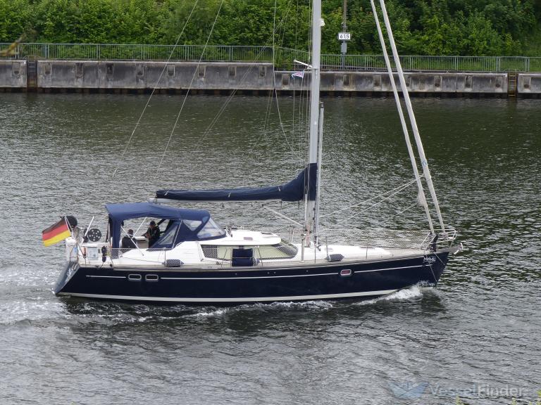ship photo