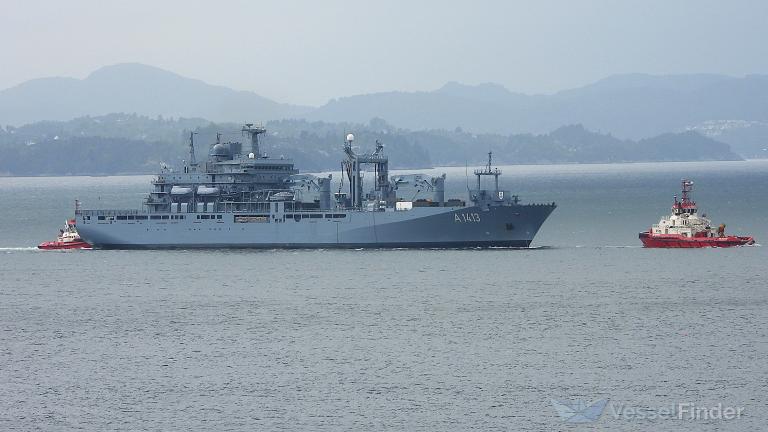 GERMAN WARSHIP A1413