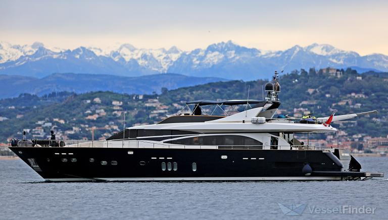 LADY AMANDA photo