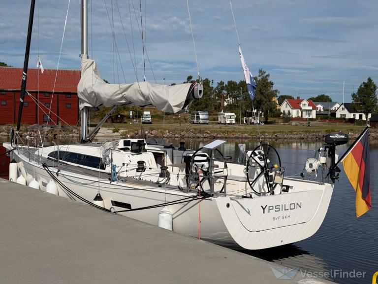 YPSILON photo