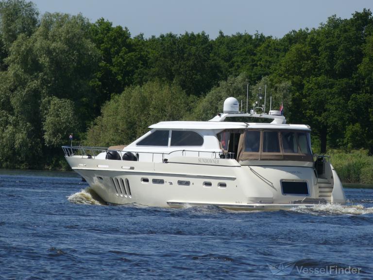 ship photo