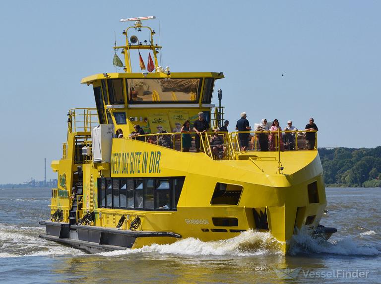 ship photo