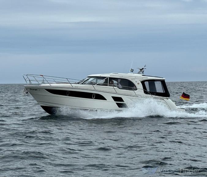 ship photo