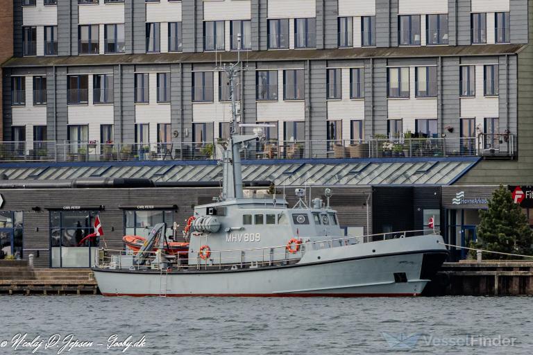 MHV 809 ANTARES photo