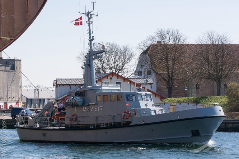 ship photo