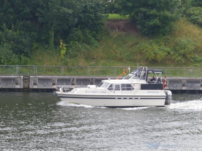 ship photo