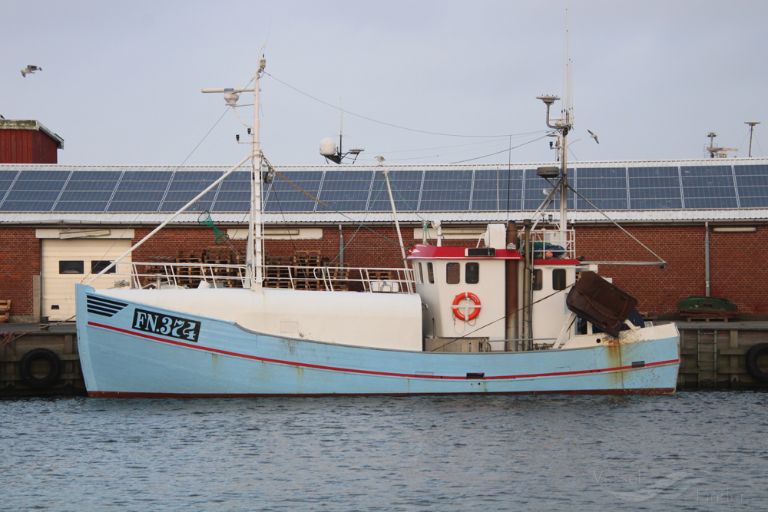 ship photo