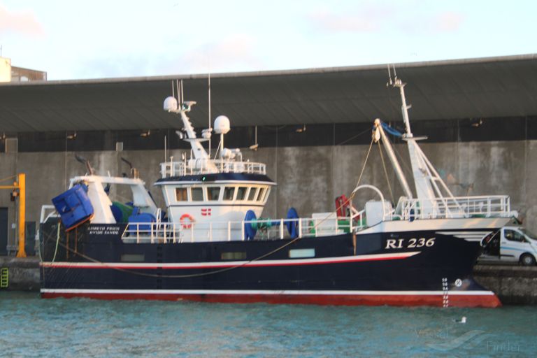 ship photo