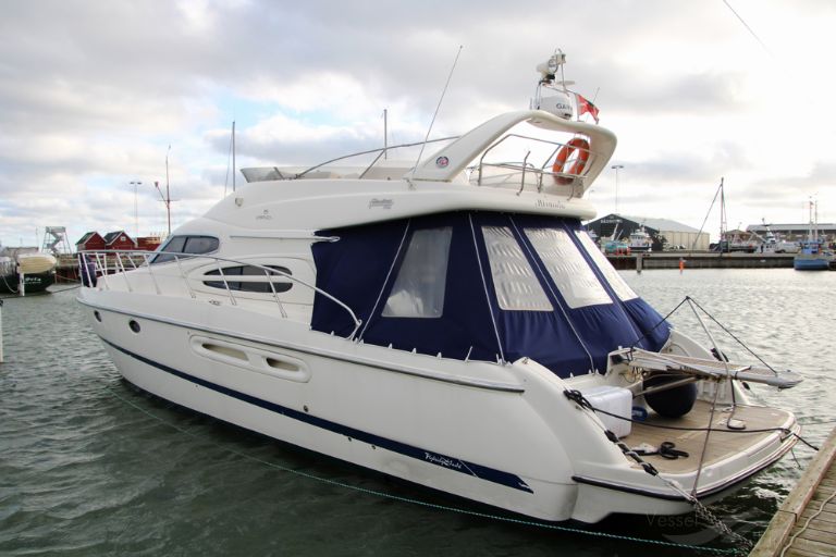 MIRANDA, Pleasure craft - Details and current position - MMSI 219022804 ...