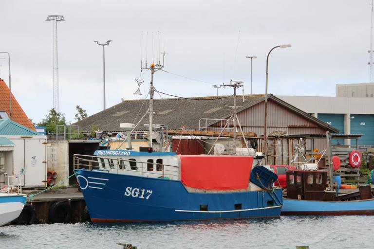 FRU LUNDSGAARD SG 17 photo