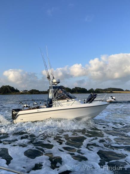 TEAM SIZE MATTERS photo