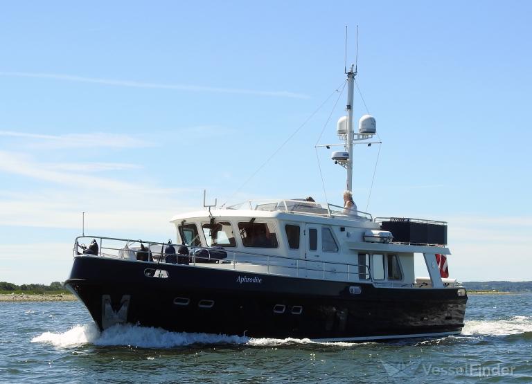 ship photo